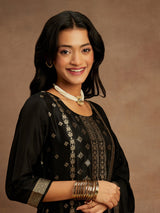 Women's Black Silk Blend Woven Design Straight Kurta and Viscose Rayon Solid Trouser with Chiffon Dupatta