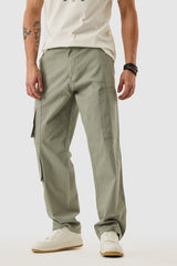 Men's Green Casual Regular Fit Solid Cargo