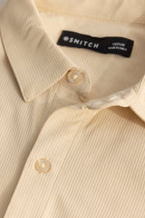Men's Beige Casual Slim Fit Printed Full Sleeves Shirt