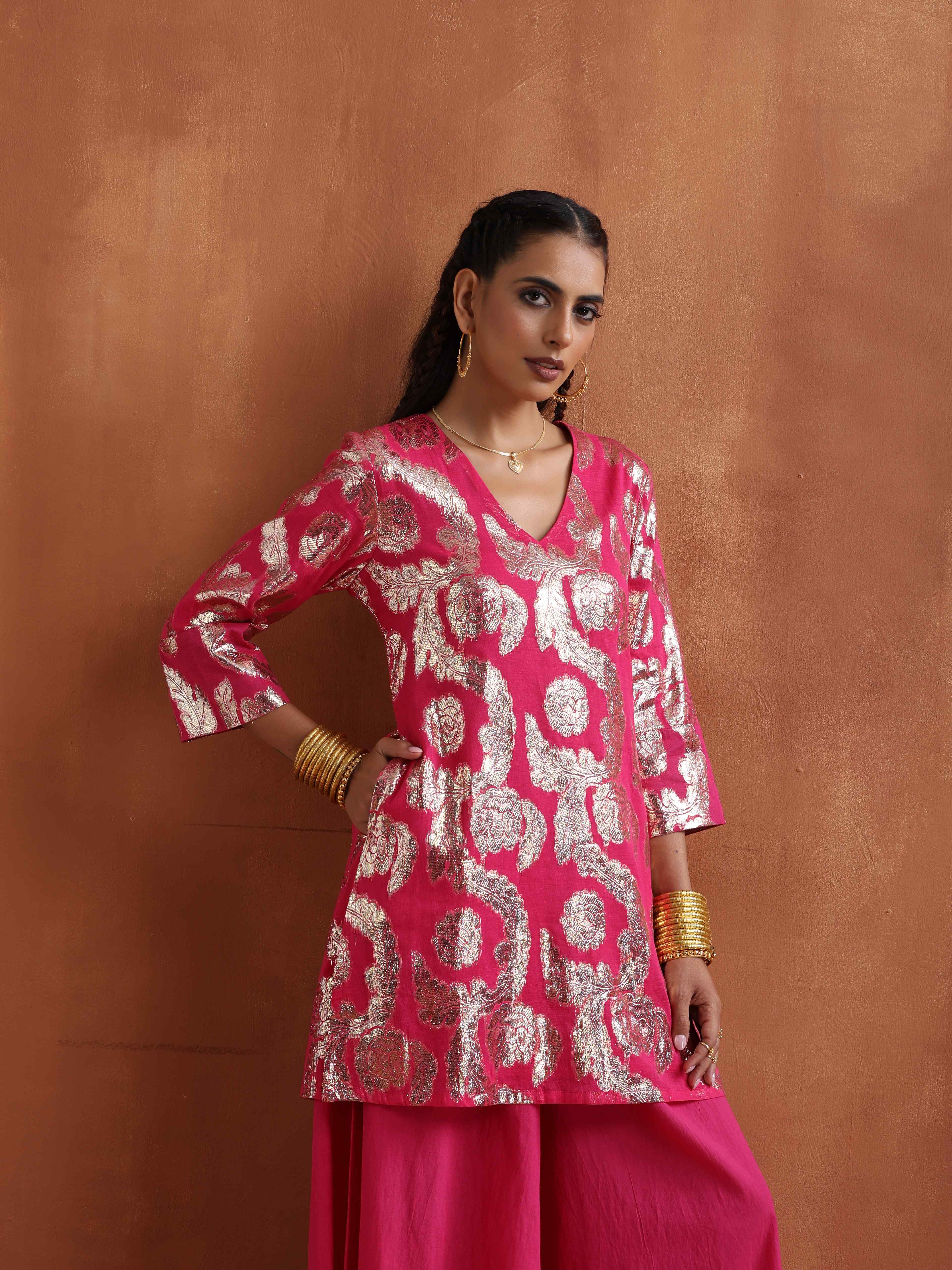 Women's Pink Festive Printed Kurta Set