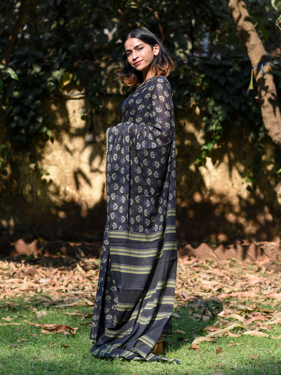 Women's Navy Pure Cotton Saree