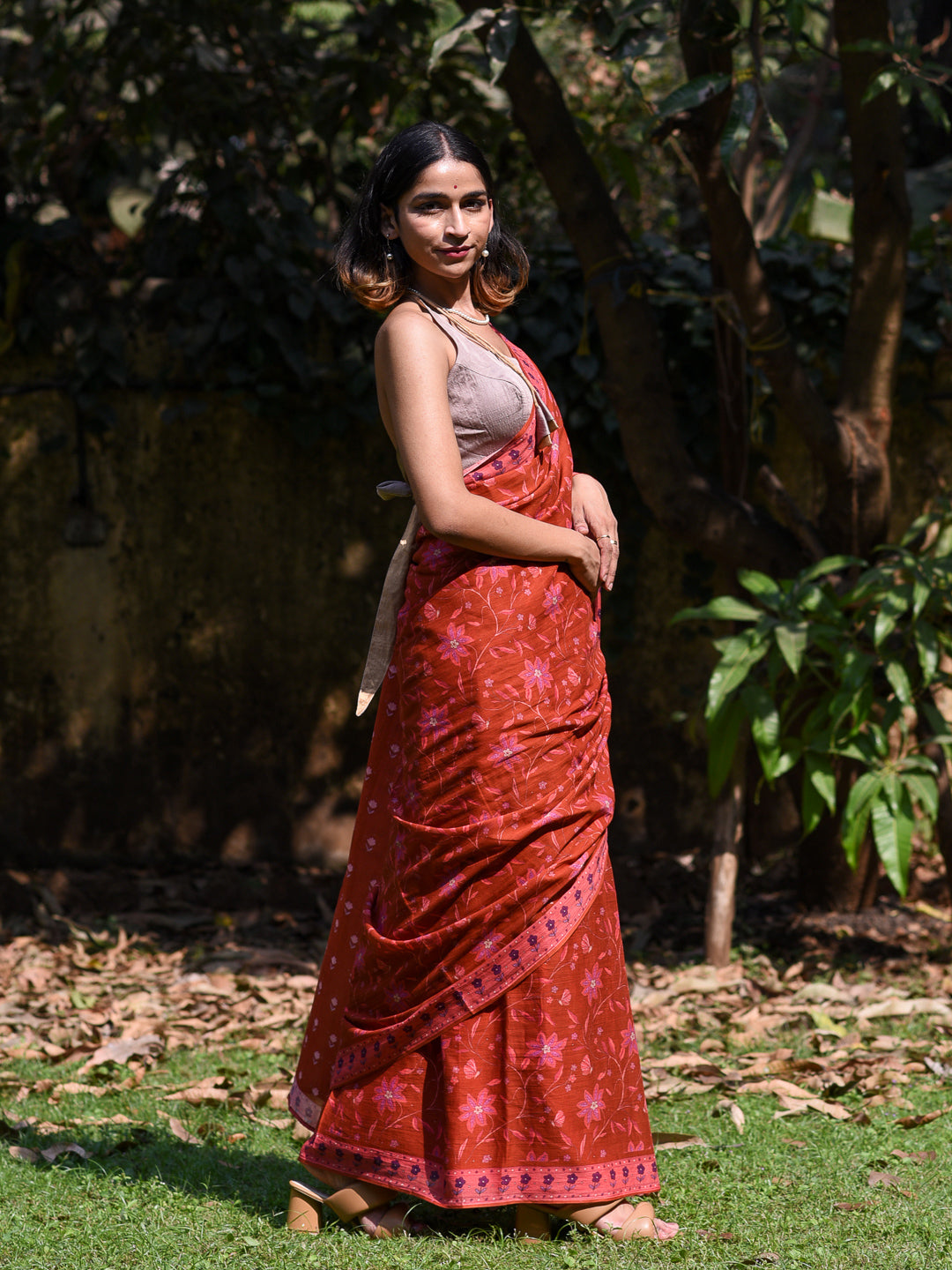 Women's Red Pure Cotton Saree