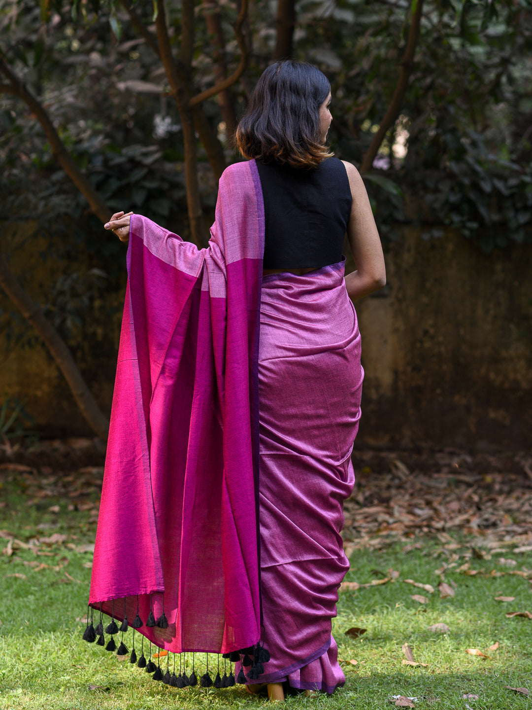 Women's Pink Cotton Blend Saree