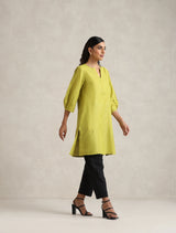 Women's Green Cotton Blend Short Kurta