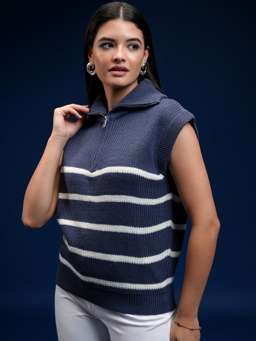 Women's Blue Casual Striped Sleeveless Sweater