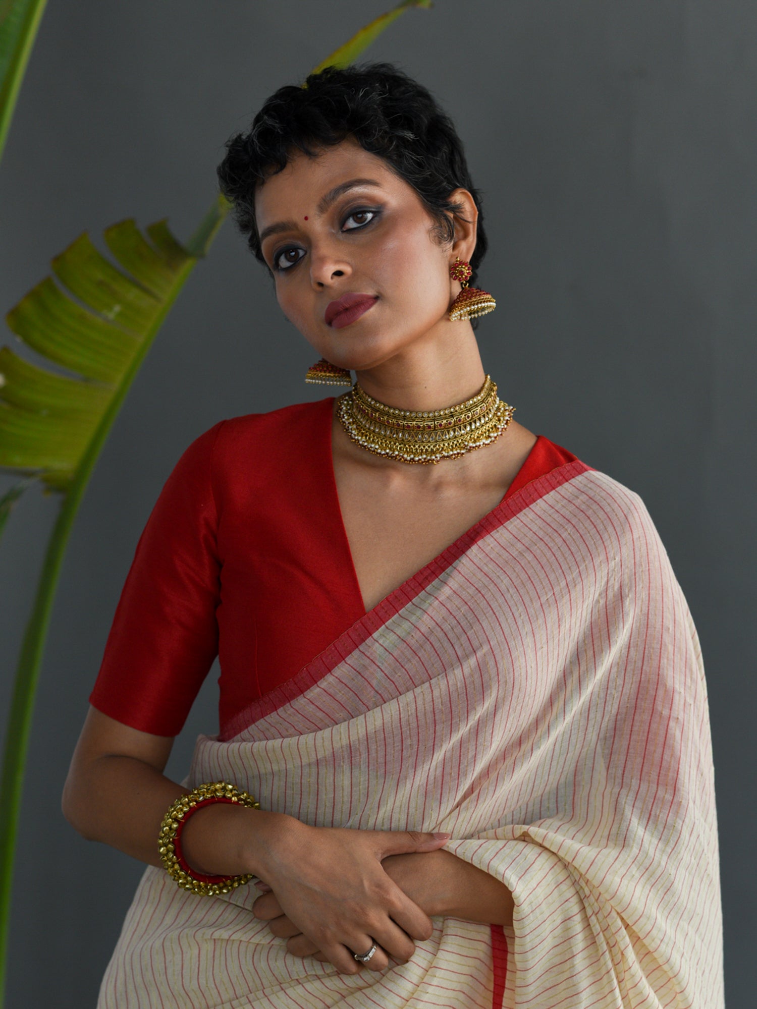 Women's Off White Casual Cotton Blend Saree