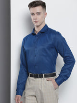 Men's Slim Fit Solid Full Sleeves Cutaway Collar Formal Shirt