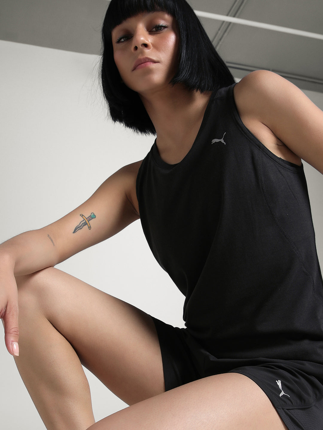 Womens Black Sports Solid Sleeveless Top
