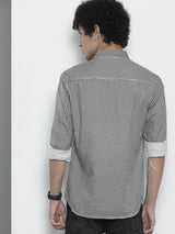 Men's Regular Fit Checkered Full Sleeves Cutaway Collar Casual Shirt