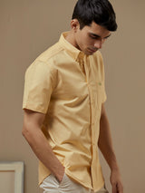 Men's Yellow Casual Regular Fit Solid Half Sleeves Shirt
