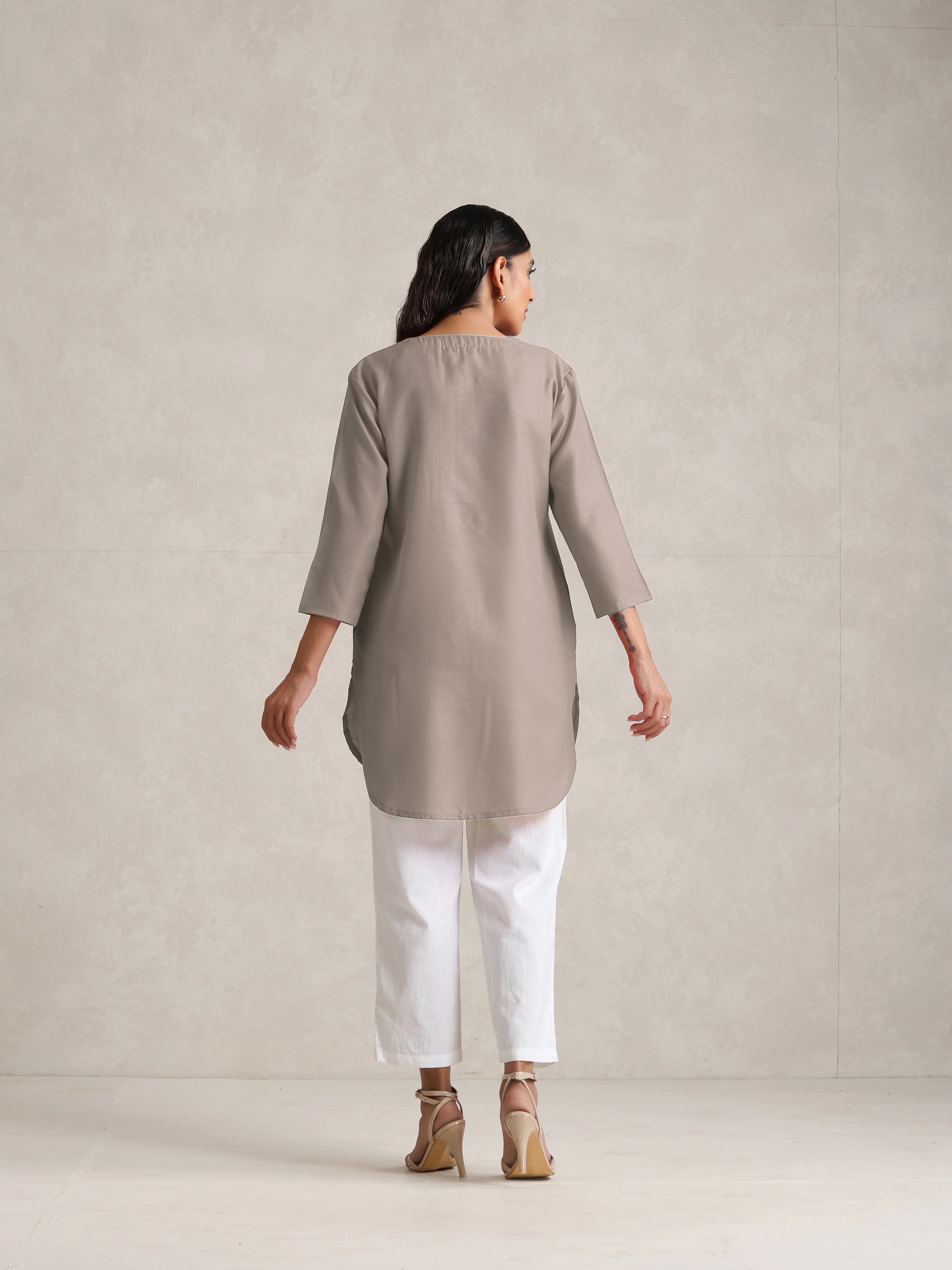 Women's Grey Cotton Blend Short Kurta