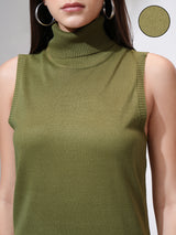 Women's Green Casual Solid Sleeveless Sweater