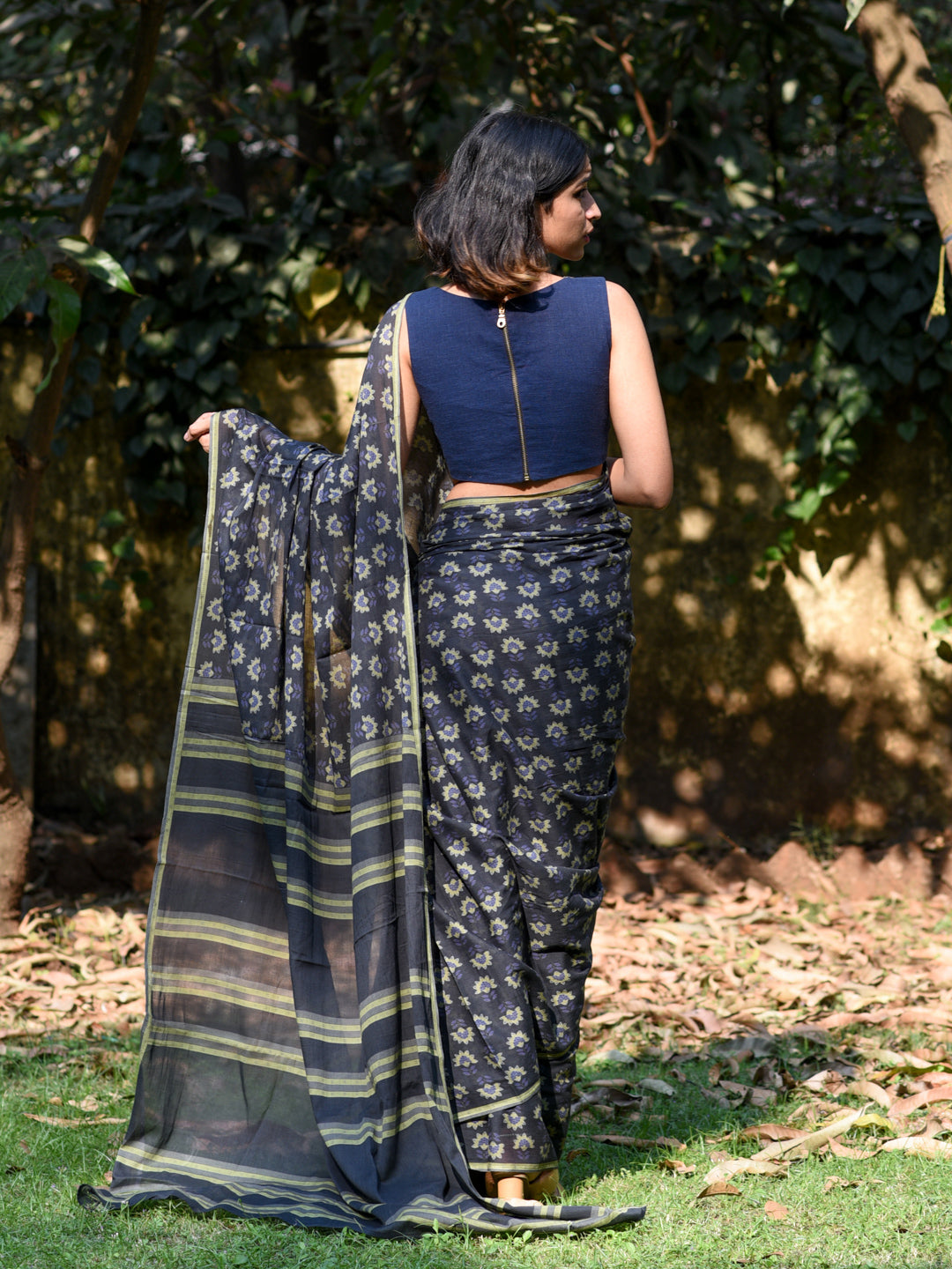 Women's Navy Pure Cotton Saree