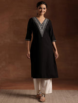 Women's Black Floral Patched Yoke Straight Kurta with Pocket