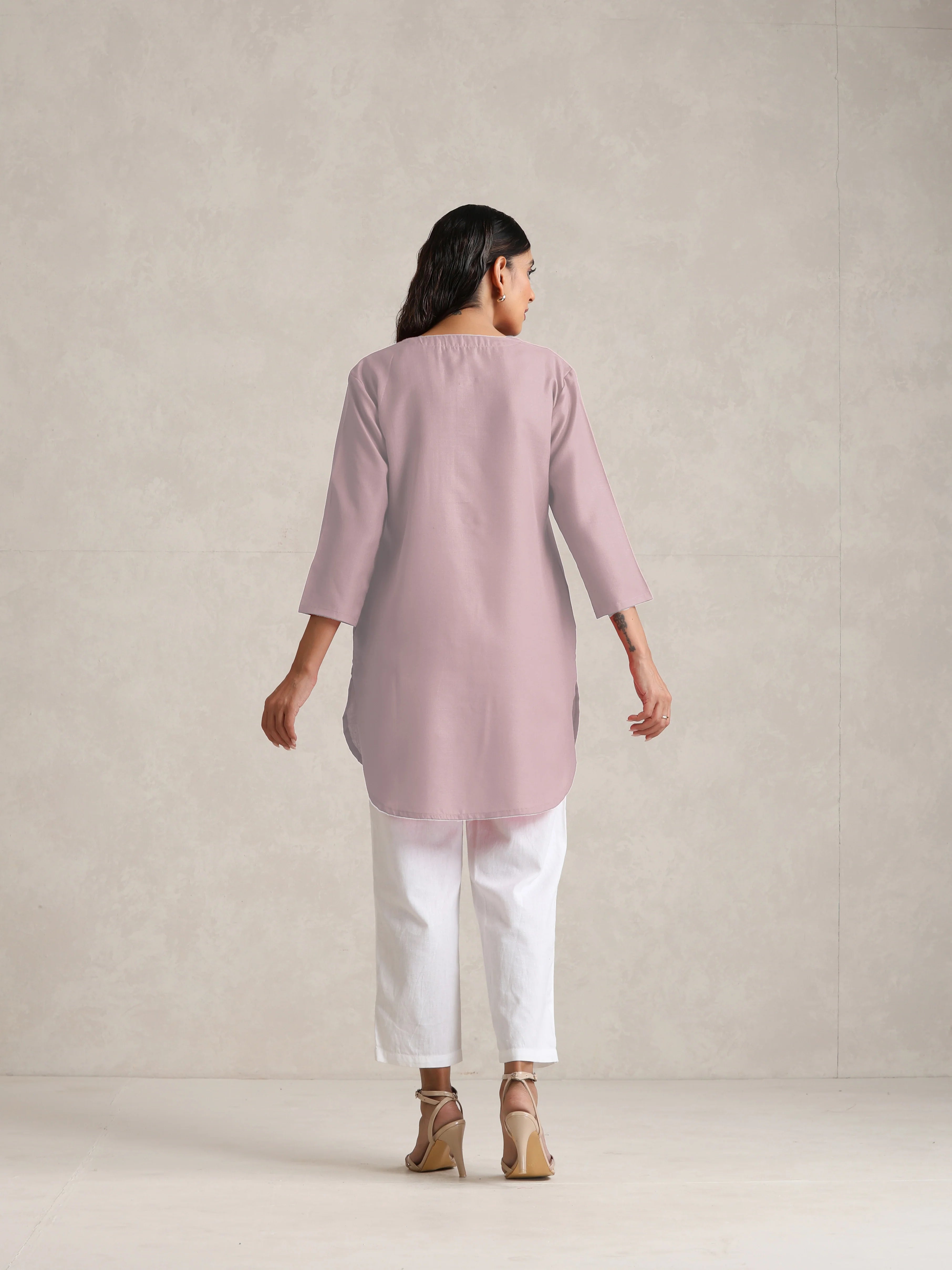 Women's Pink Cotton Blend Short Kurta