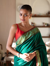 Women's Green Cotton Blend Saree