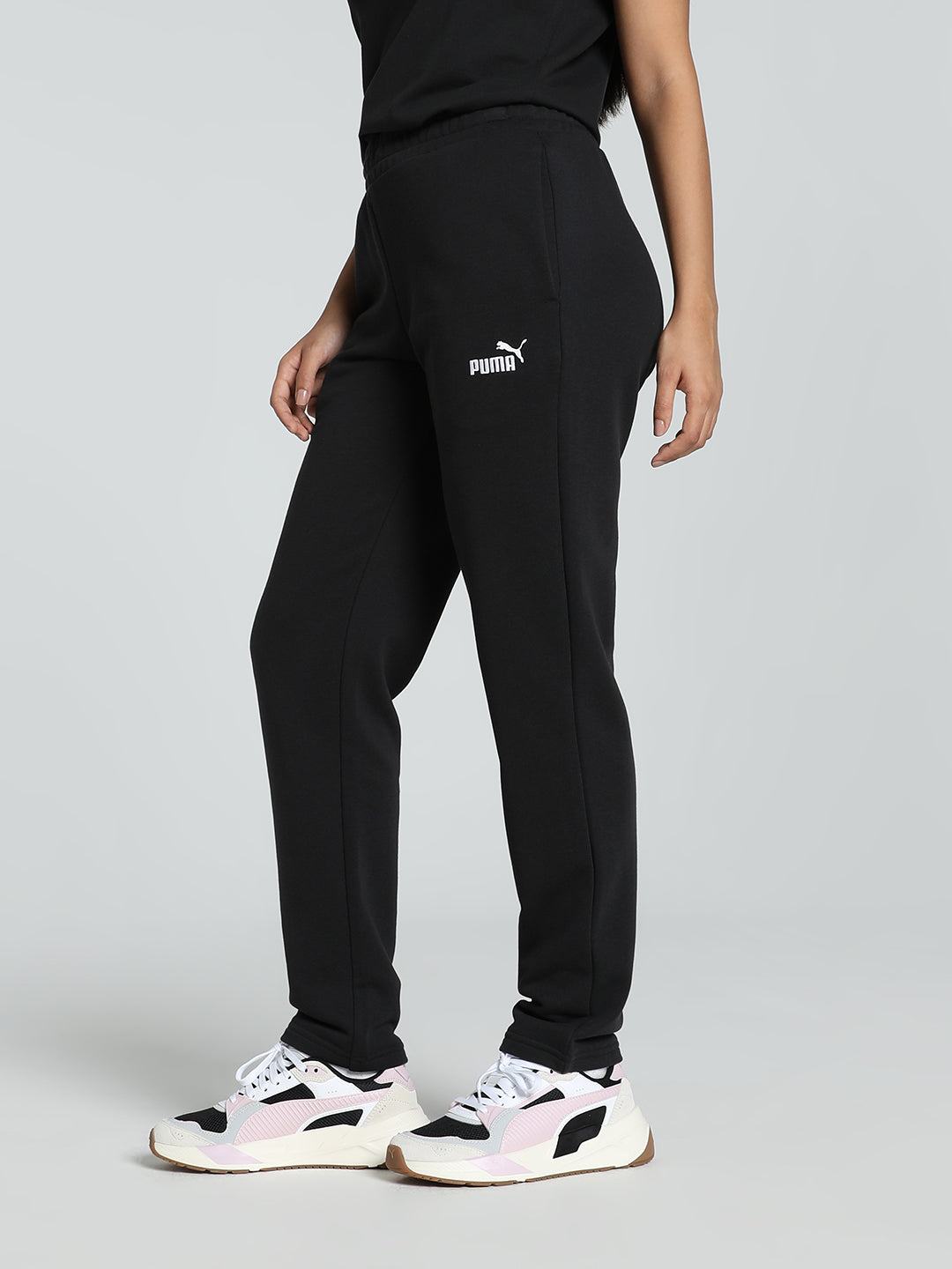Women Black Casual Regular Solid Track Pant