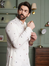 Men's White Full Sleeves Straight Embroidered Kurta
