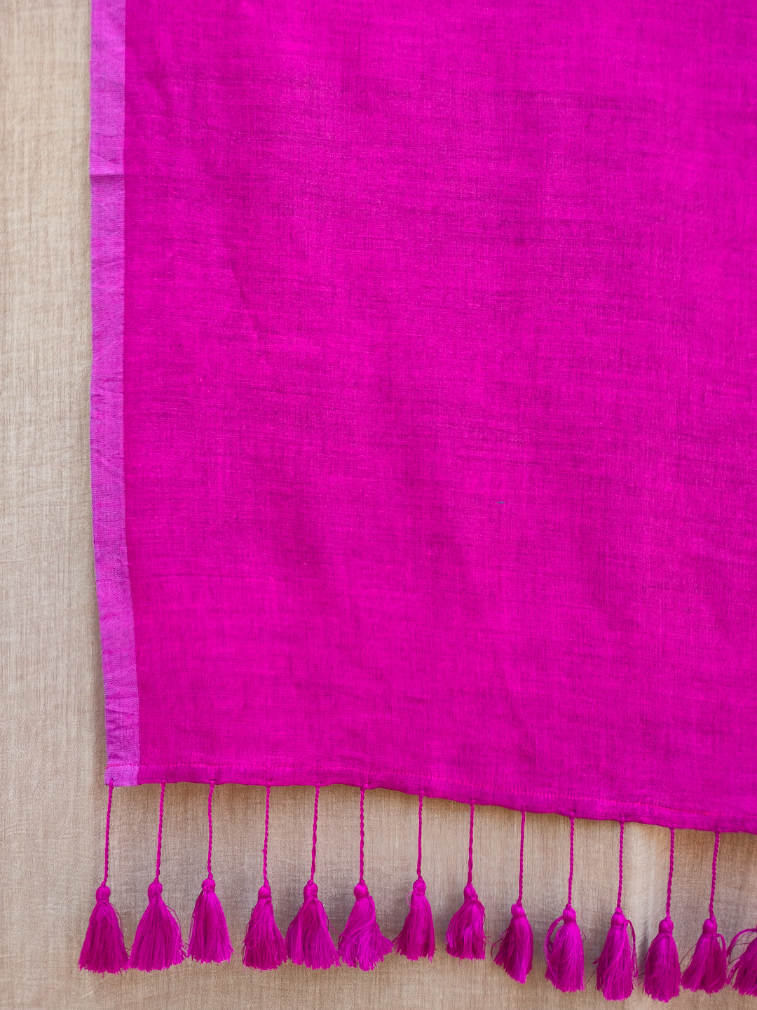 Women's Red Cotton Blend Saree