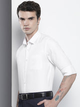 Men's Slim Fit Solid Full Sleeves Cutaway Collar Formal Shirt