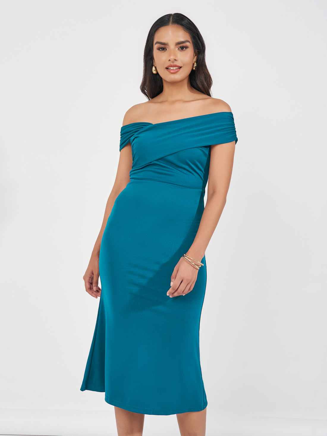 Women's Olive Solid Off Shoulder Mermaid Hem Maxi Dress