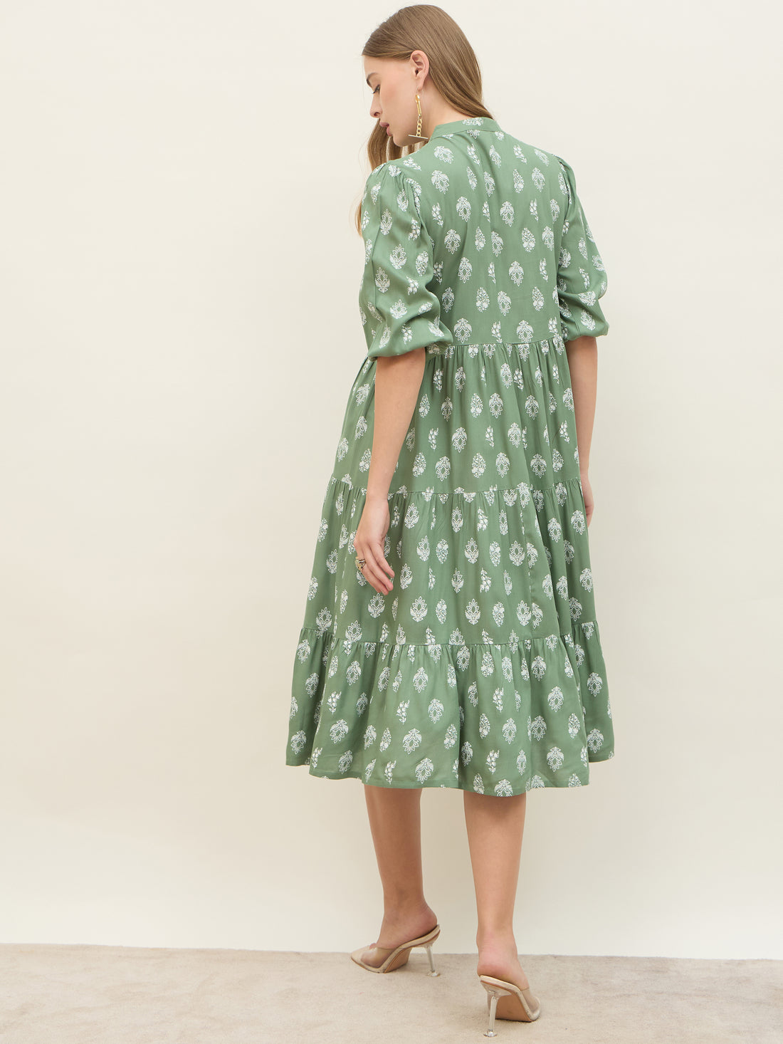 Women'ss Green Floral Mandarin Flared Midi Dresses