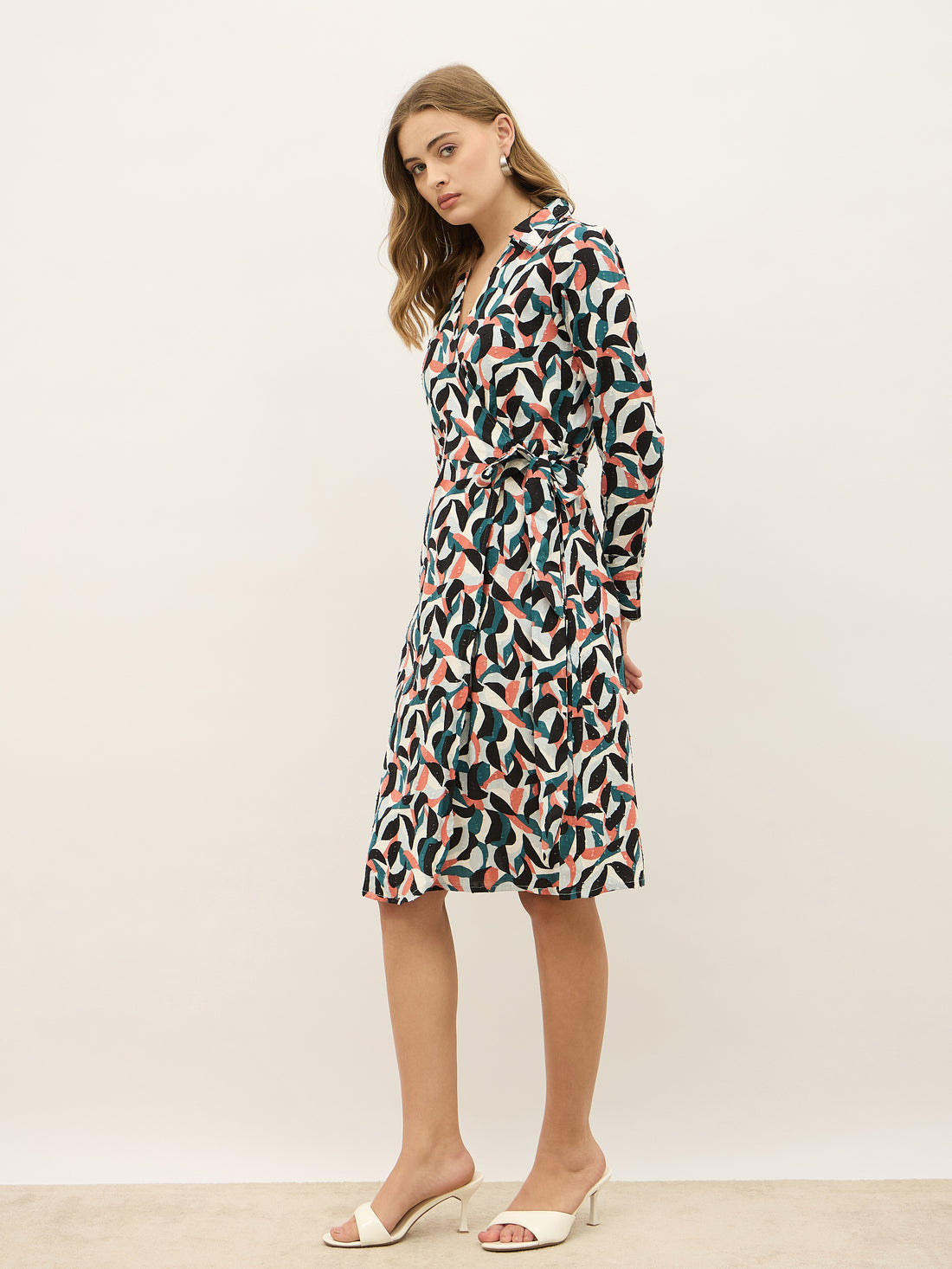 Women's Multicolor Abstract Shirt Collar Sheath Knee Length Dresses