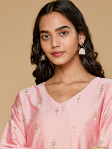Women's Pink Casual Regular Fit Embroidered Kurta Set