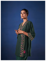 Women's Green Work Regular Fit Embroidered Three Quarter Sleeves Co-Ord Sets