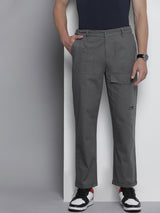 Men's Relaxed Fit Solid Mid Rise Trousers