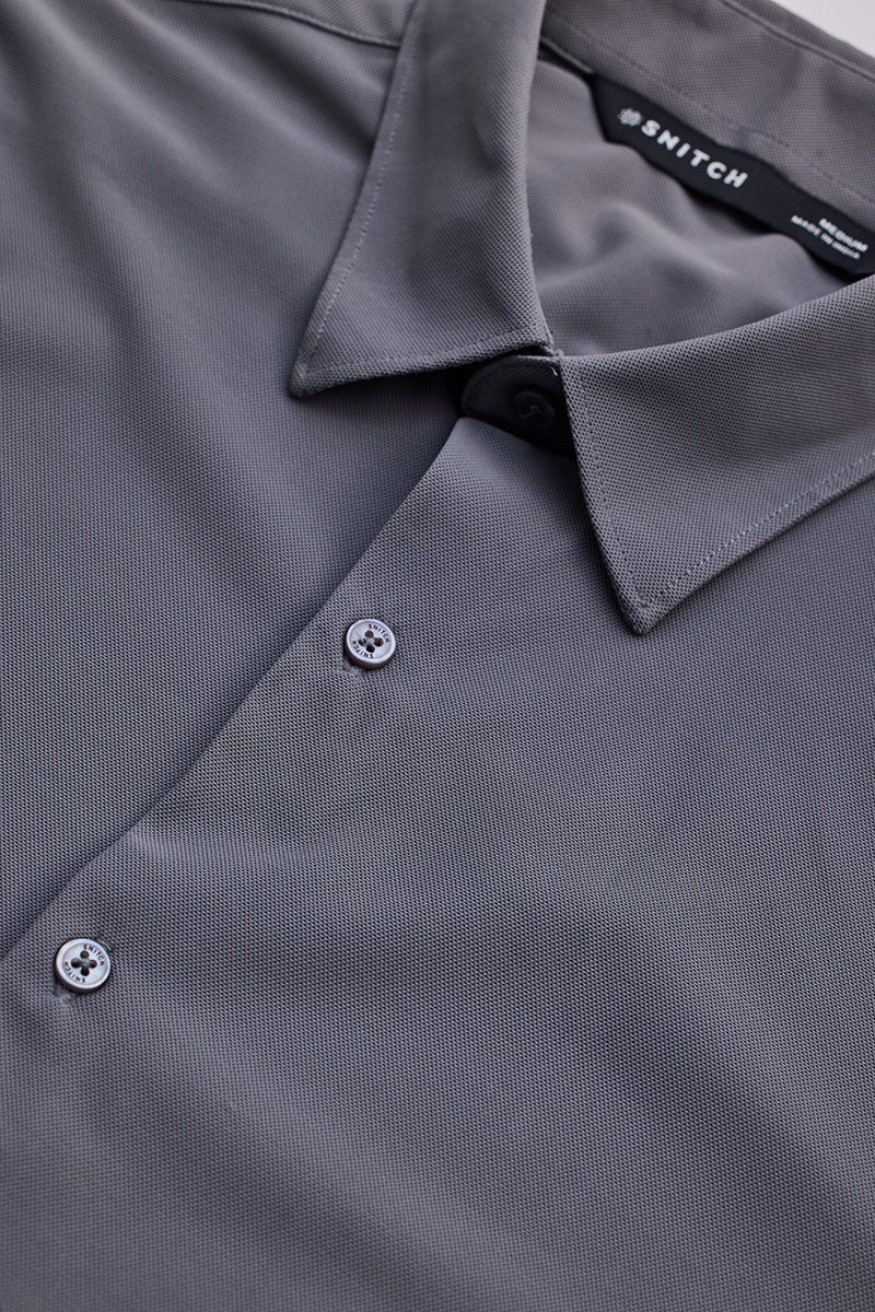 Men's Grey Casual Slim Fit Solid Full Sleeves Shirt