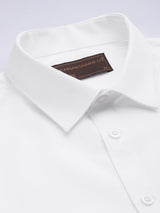 Men's Slim Fit Solid Full Sleeves Cutaway Collar Formal Shirt