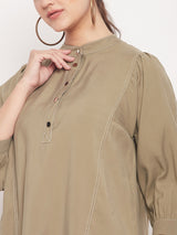 Women's Green Casual Regular Fit Solid Three Quater Sleeves Top