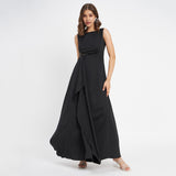 Women's Black Casual Regular Fit Solid Sleeveless Dress