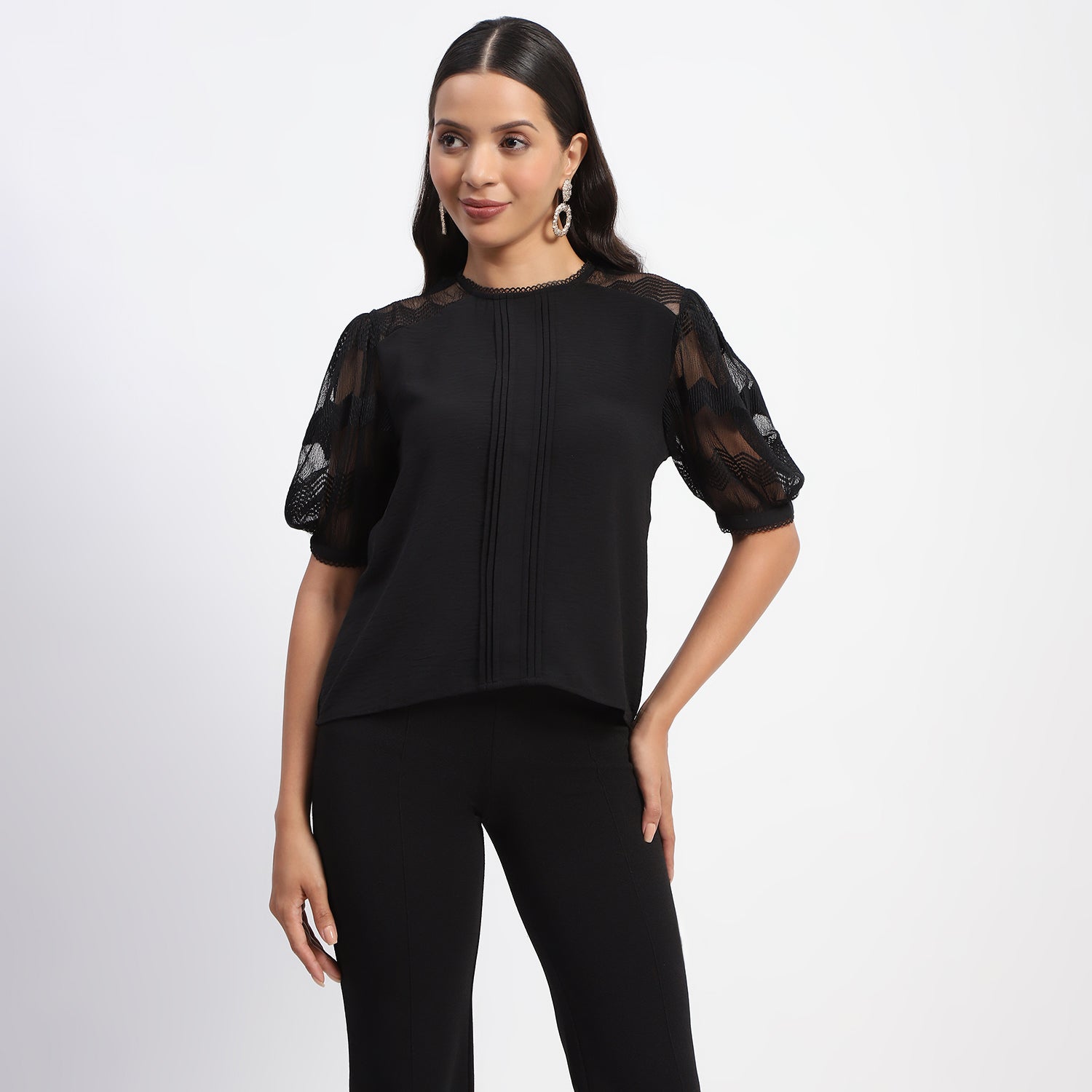 Women's Black Casual Regular Fit Solid Half Sleeves Top