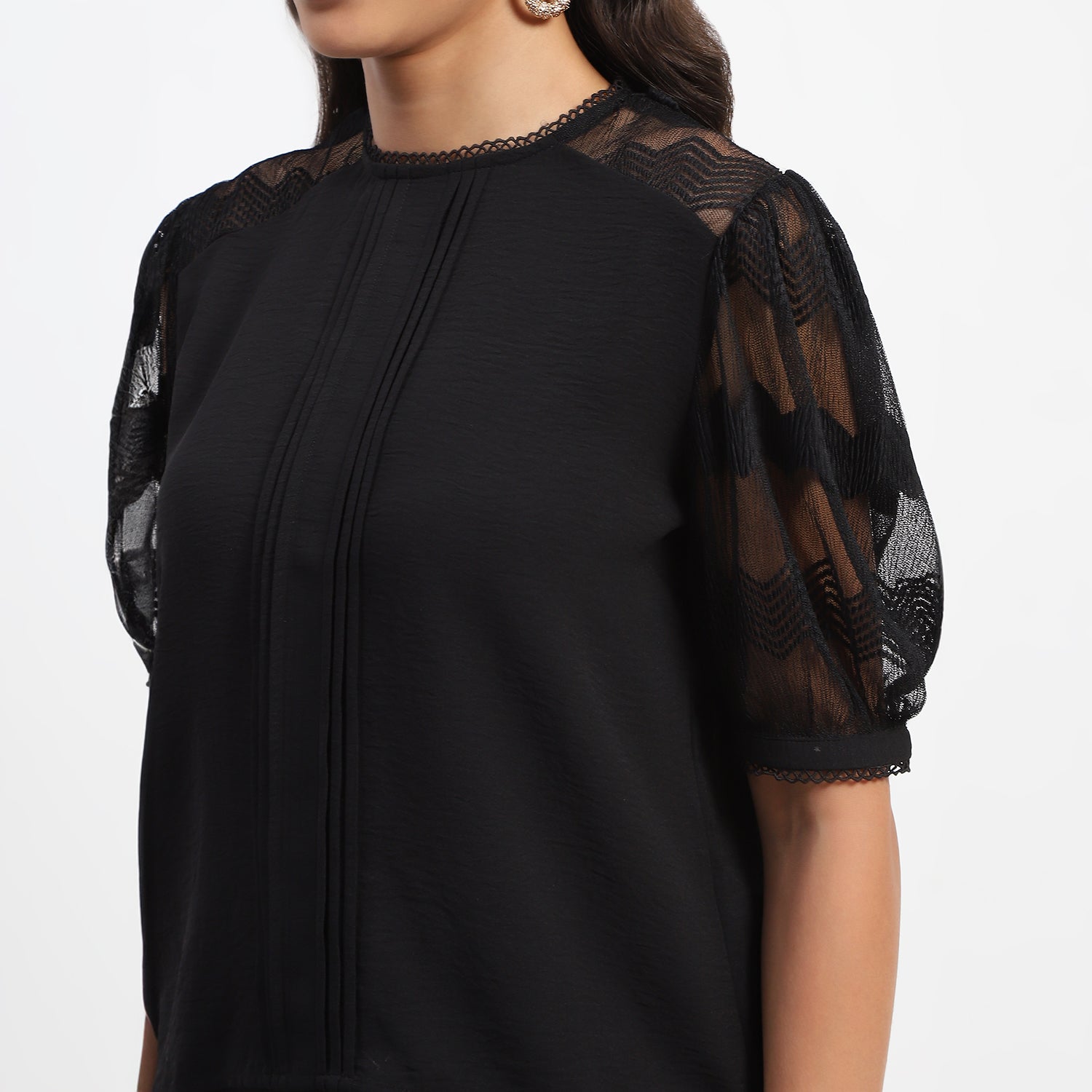 Women's Black Casual Regular Fit Solid Half Sleeves Top