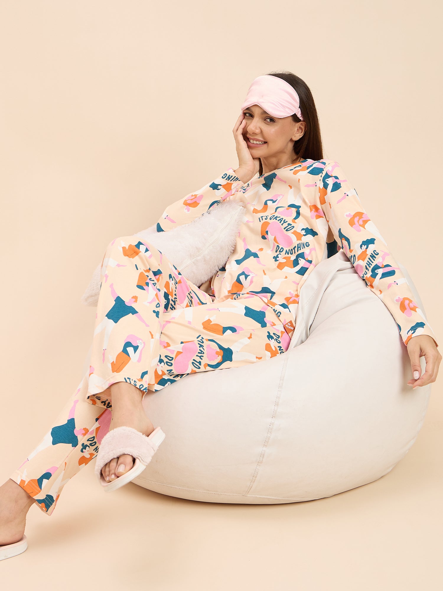 Women's Beige Everyday Regular Fit Printed Full Sleeves Night Suits
