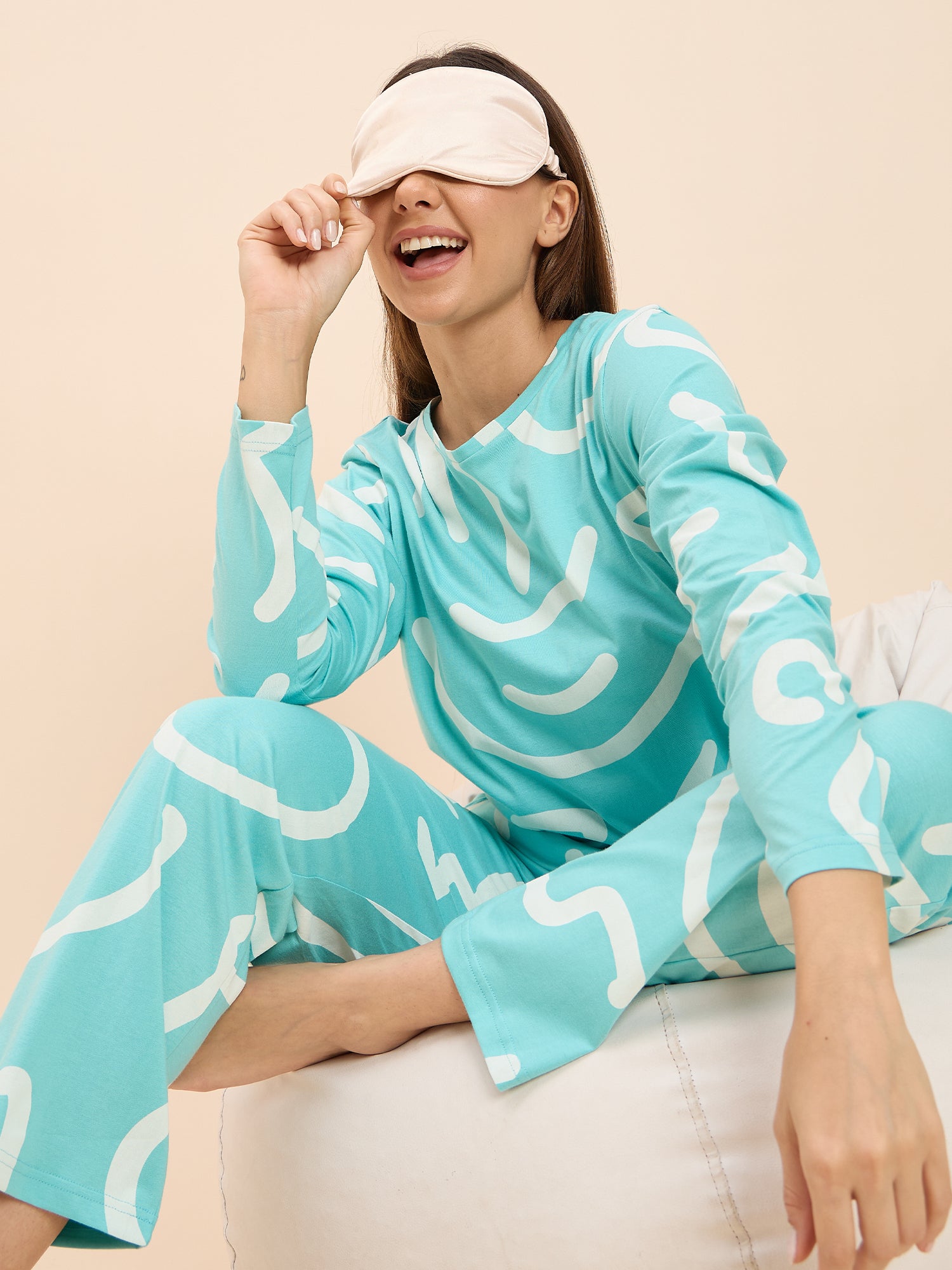 Women's Blue Everyday Regular Fit Printed Full Sleeves Night Suits
