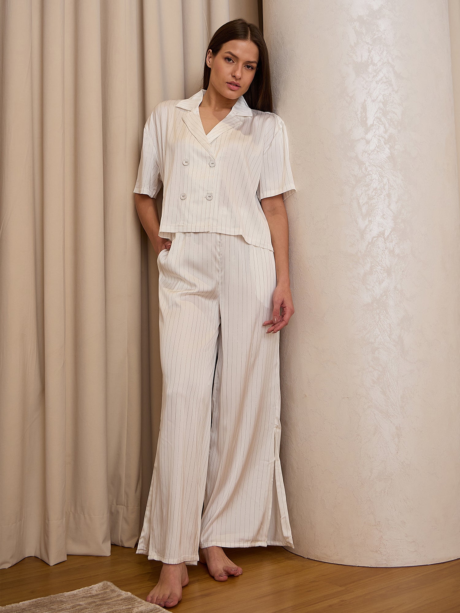 Women's White Everyday Regular Fit Striped Half Sleeves Night Suits