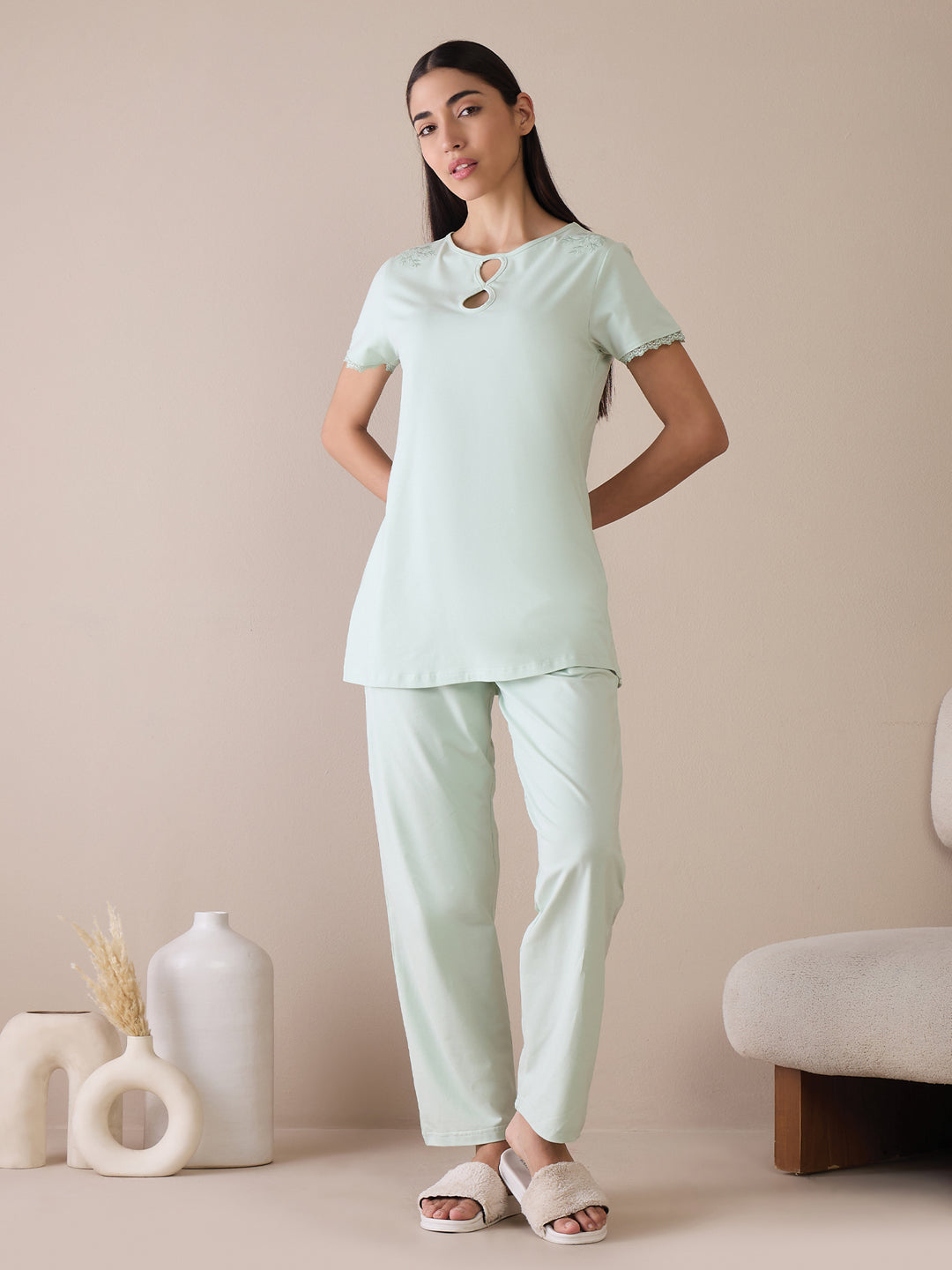 Women's Green Everyday Regular Fit Solid Half Sleeves Night Suits