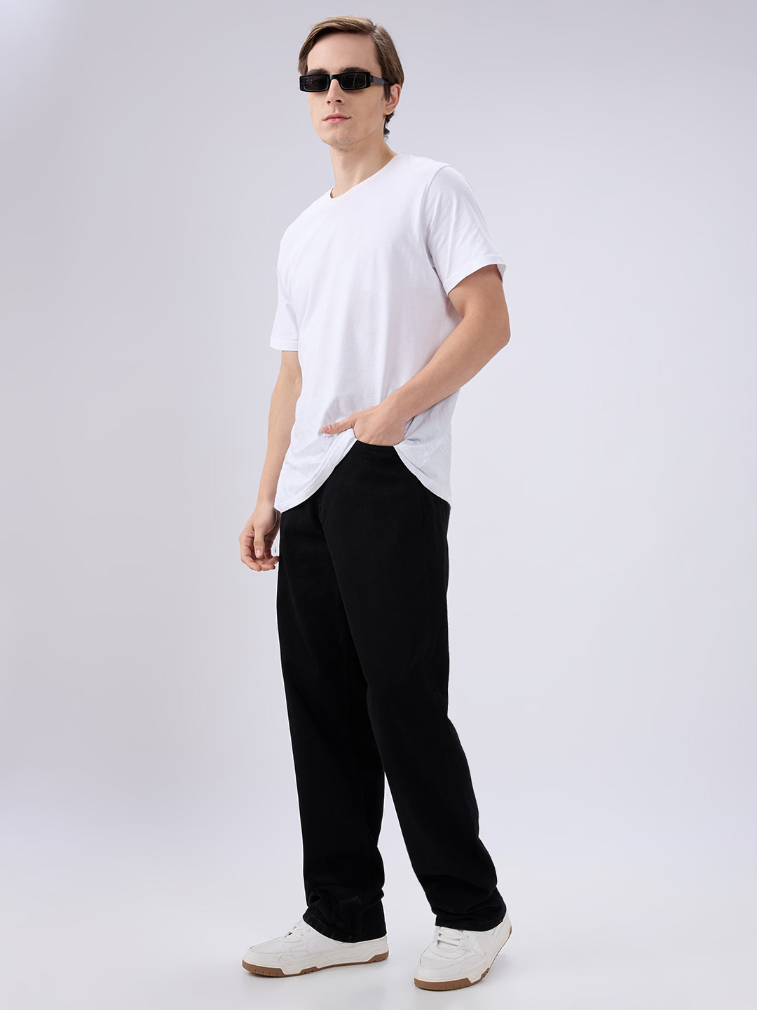 Men's Black Mid-Rise Baggy Cotton Blended Casual Jeans