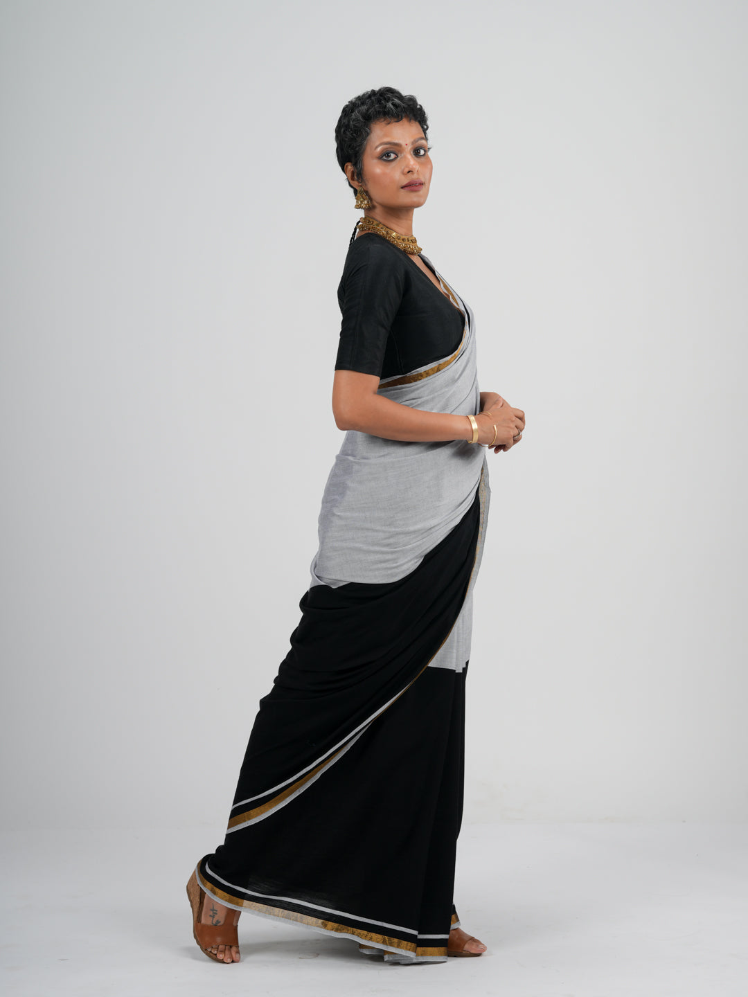 Women's Multicolor Cotton Acrylic Saree