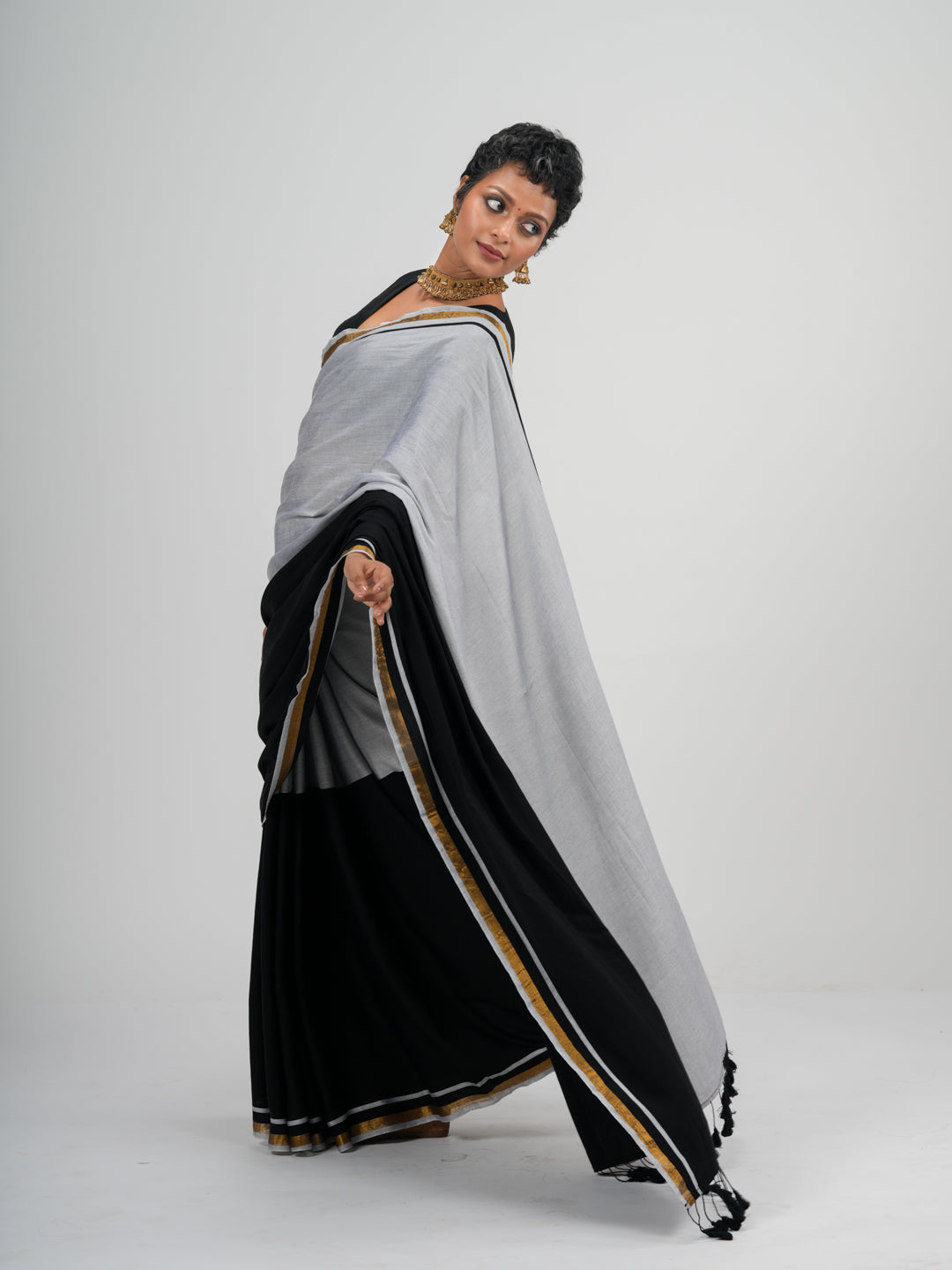 Women's Multicolor Cotton Acrylic Saree