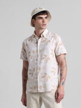 Men's White Casual Half Sleeves Leaf Printed Shirt