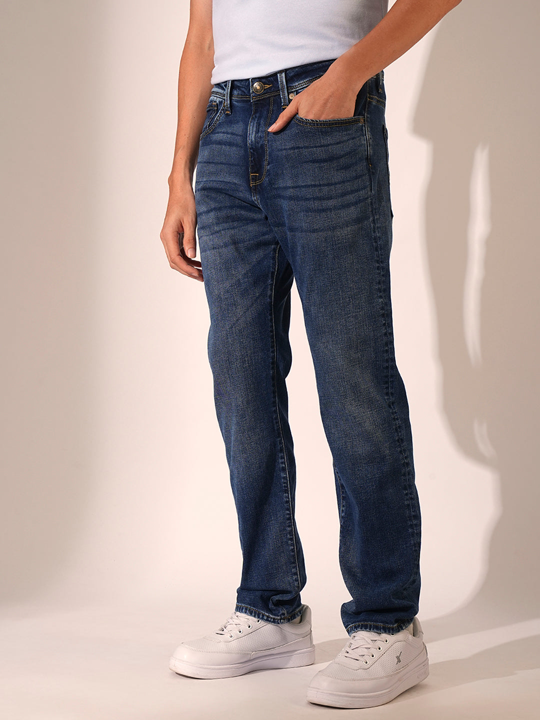 Men's Blue Casual Regular Fit Solid Jeans