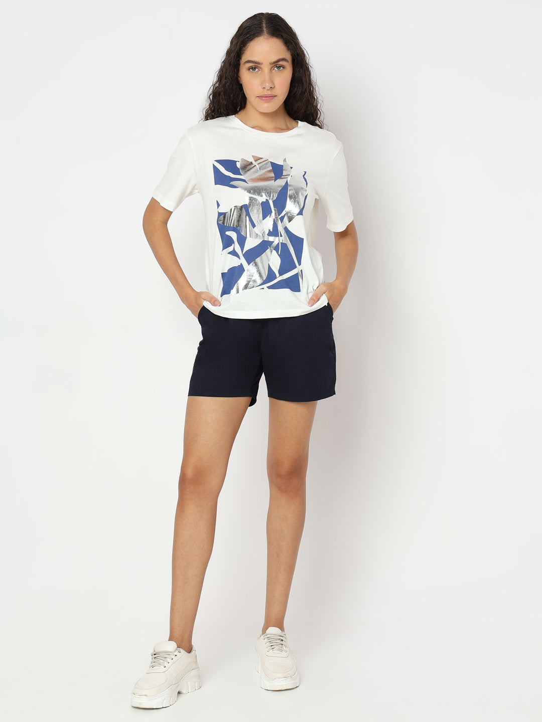 Women's White Graphic Print T-Shirt