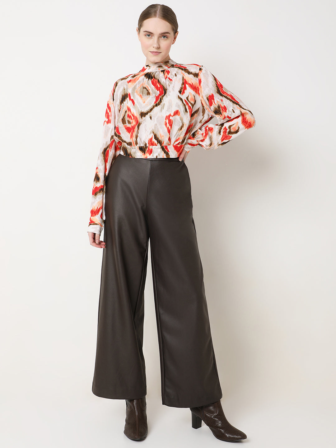 Women's Beige Abstract Print Top