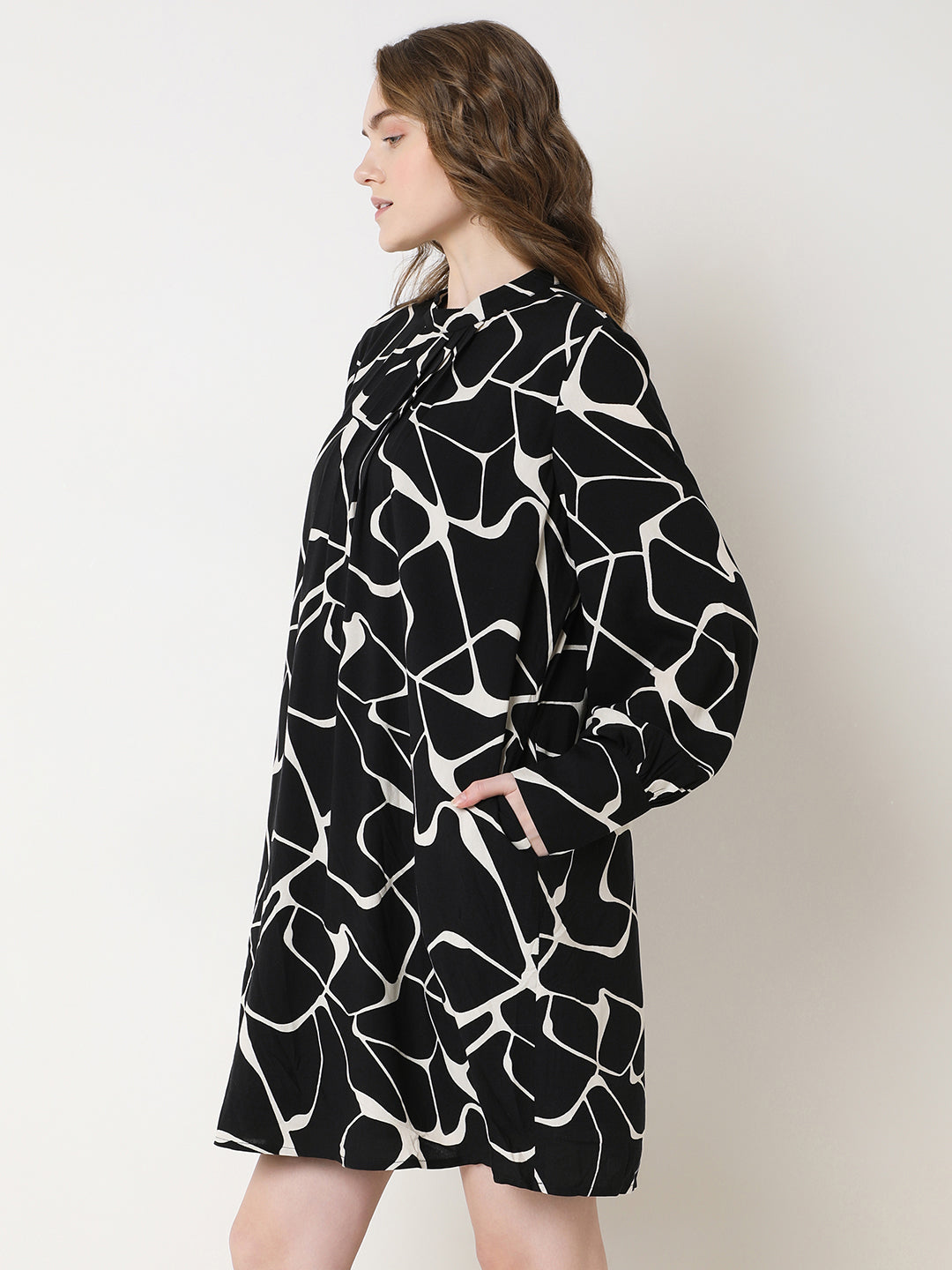 Women's Black Abstract Print Dress