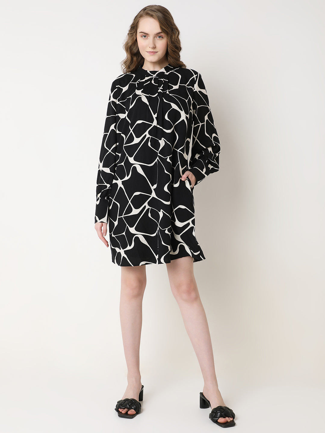 Women's Black Abstract Print Dress