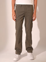 Men's Green Casual Regular Fit Solid Trousers
